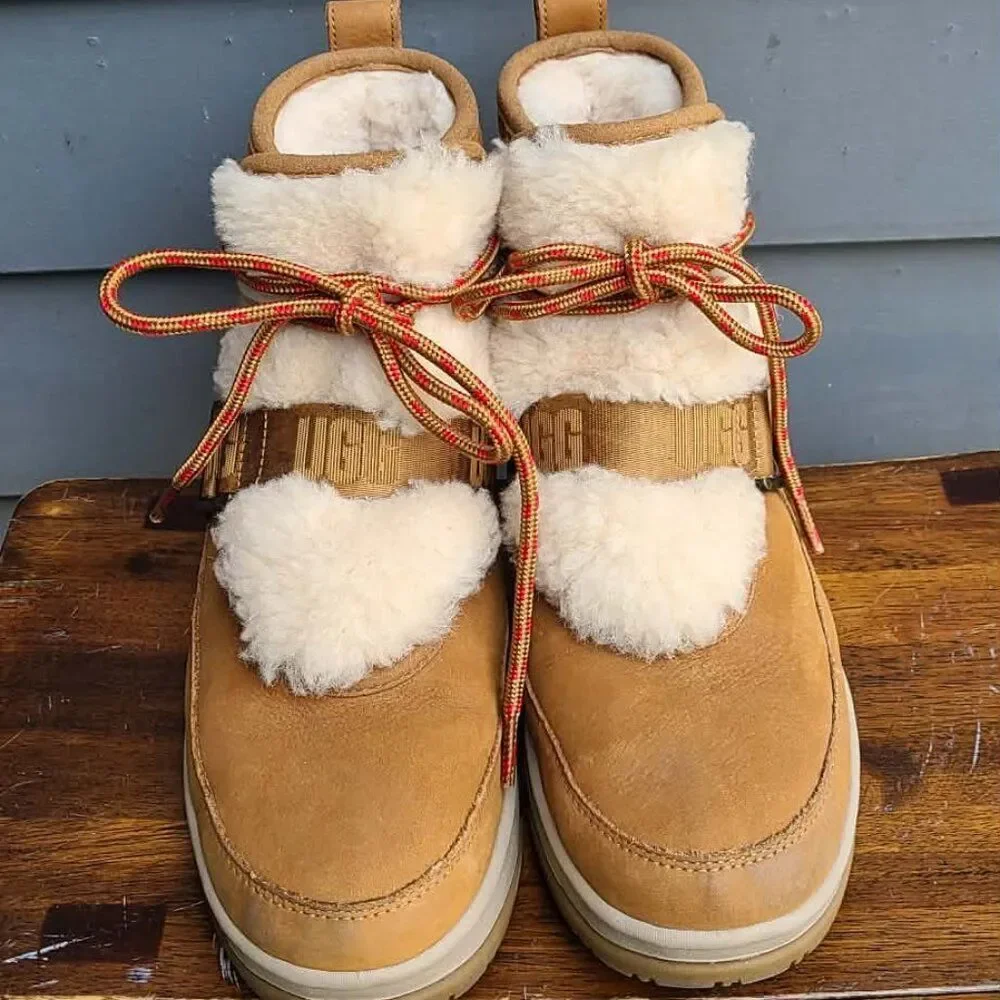 UGG Classic Weather Hiker Chestnut Suede Off White Shearling size 9
